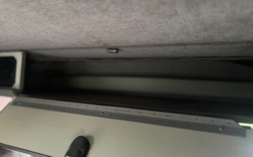 Volkswagen-EuroVan-1991-Van-Camper-32
