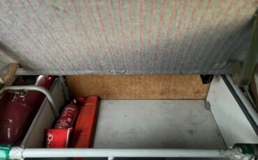 Volkswagen-EuroVan-1991-Van-Camper-38