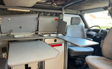 Volkswagen-EuroVan-1991-Van-Camper-39