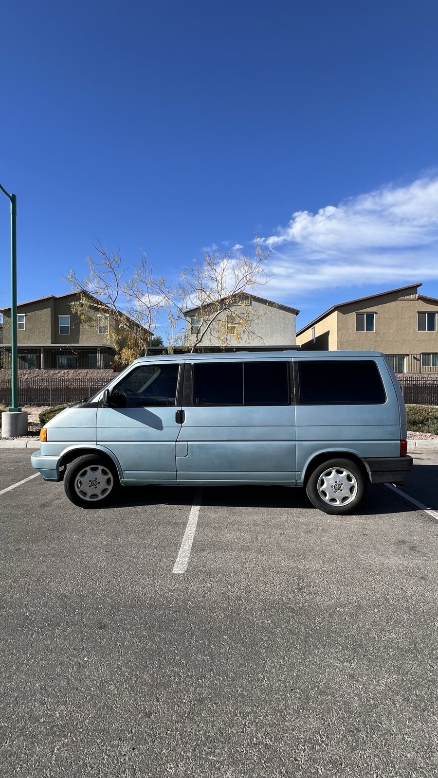 Volkswagen-EuroVan-1993-1