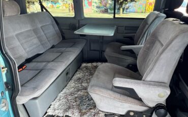 Volkswagen-EuroVan-1993-6