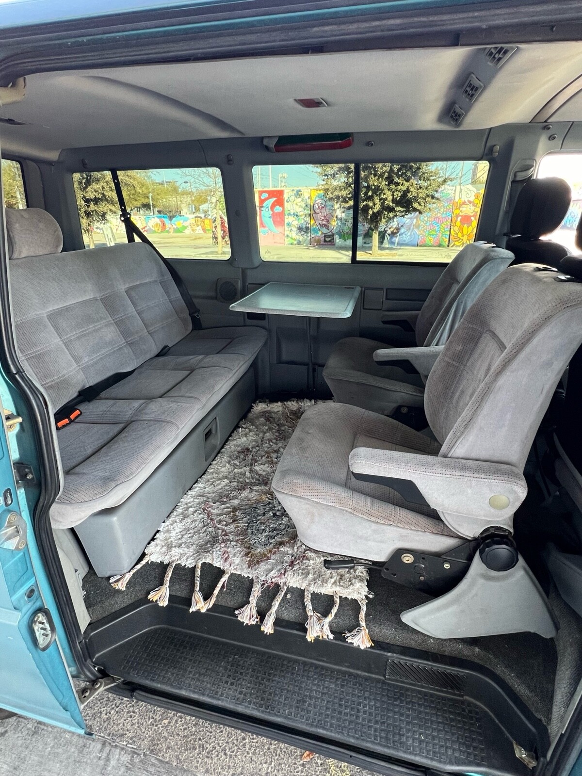 Volkswagen-EuroVan-1993-6