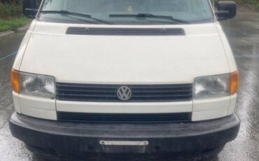 Volkswagen-Eurovan-1994-white-4