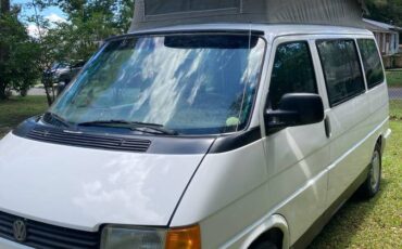 Volkswagen-Eurovan-camper-1993-white-11