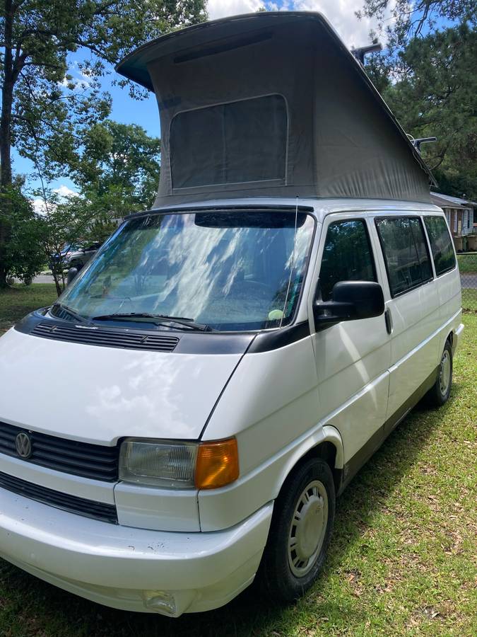 Volkswagen-Eurovan-camper-1993-white-11