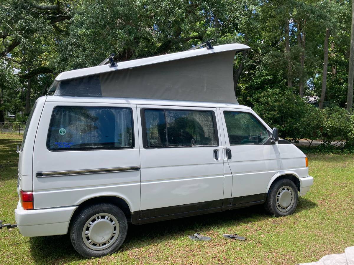 Volkswagen-Eurovan-camper-1993-white-2