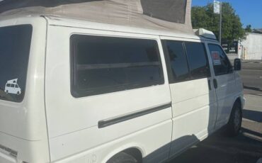 Volkswagen-Eurovan-camper-1995-2