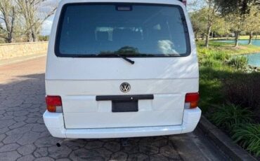 Volkswagen-Eurovan-mv-weekender-1993-white-19