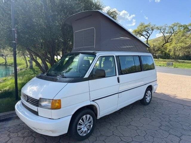 Volkswagen-Eurovan-mv-weekender-1993-white