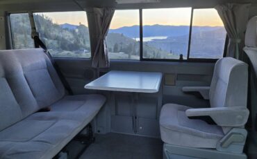 Volkswagen-Eurovan-weekender-1993-white-1