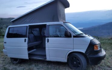 Volkswagen-Eurovan-weekender-1993-white-20