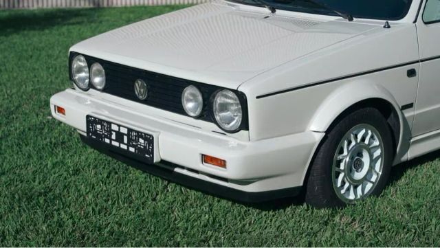Volkswagen-Golf-1992-1