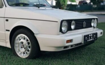 Volkswagen-Golf-1992-12