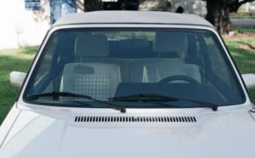 Volkswagen-Golf-1992-13