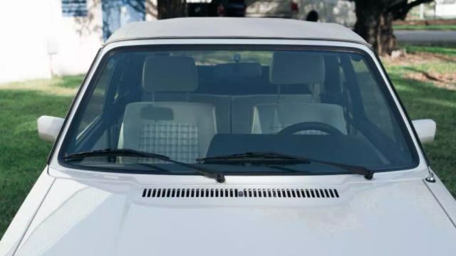 Volkswagen-Golf-1992-13