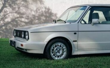 Volkswagen-Golf-1992-17