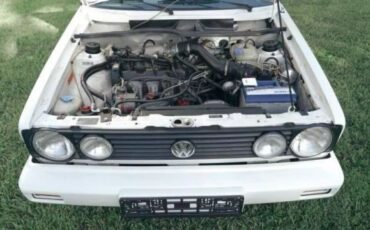 Volkswagen-Golf-1992-18
