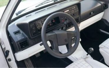 Volkswagen-Golf-1992-22