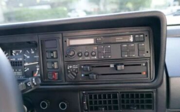 Volkswagen-Golf-1992-25