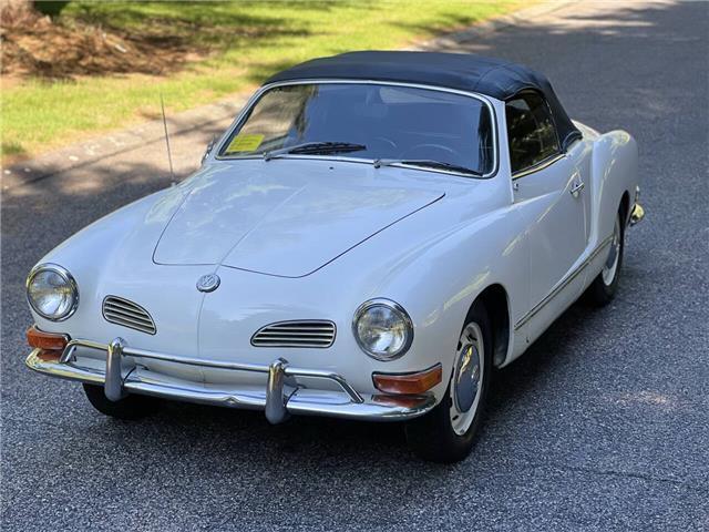 Volkswagen-Karman-Ghia-Convertible-1971-3