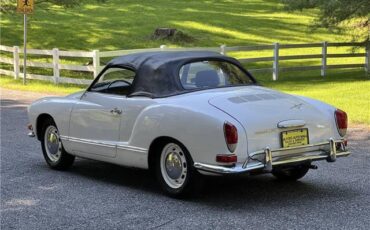 Volkswagen-Karman-Ghia-Convertible-1971-6