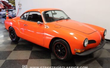 Volkswagen-Karmann-Ghia-1970-Coupe-13