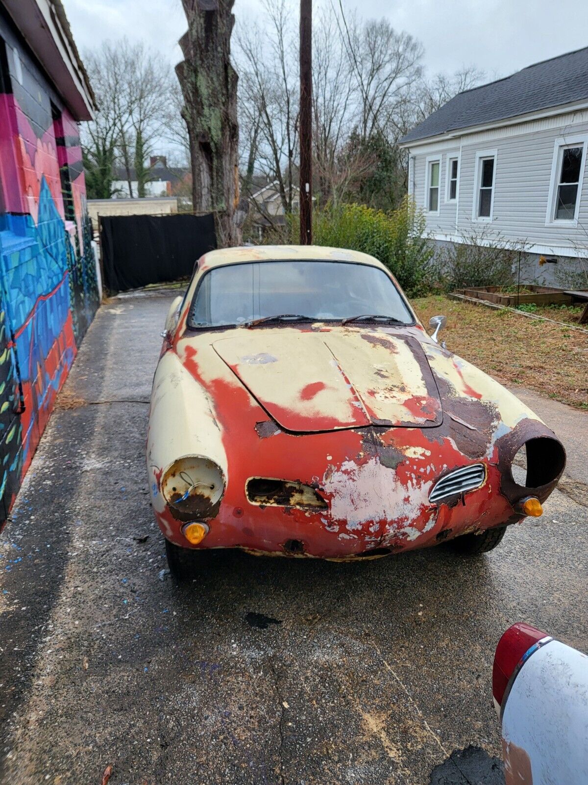 Volkswagen-Karmann-Ghia-1970-Coupe-18