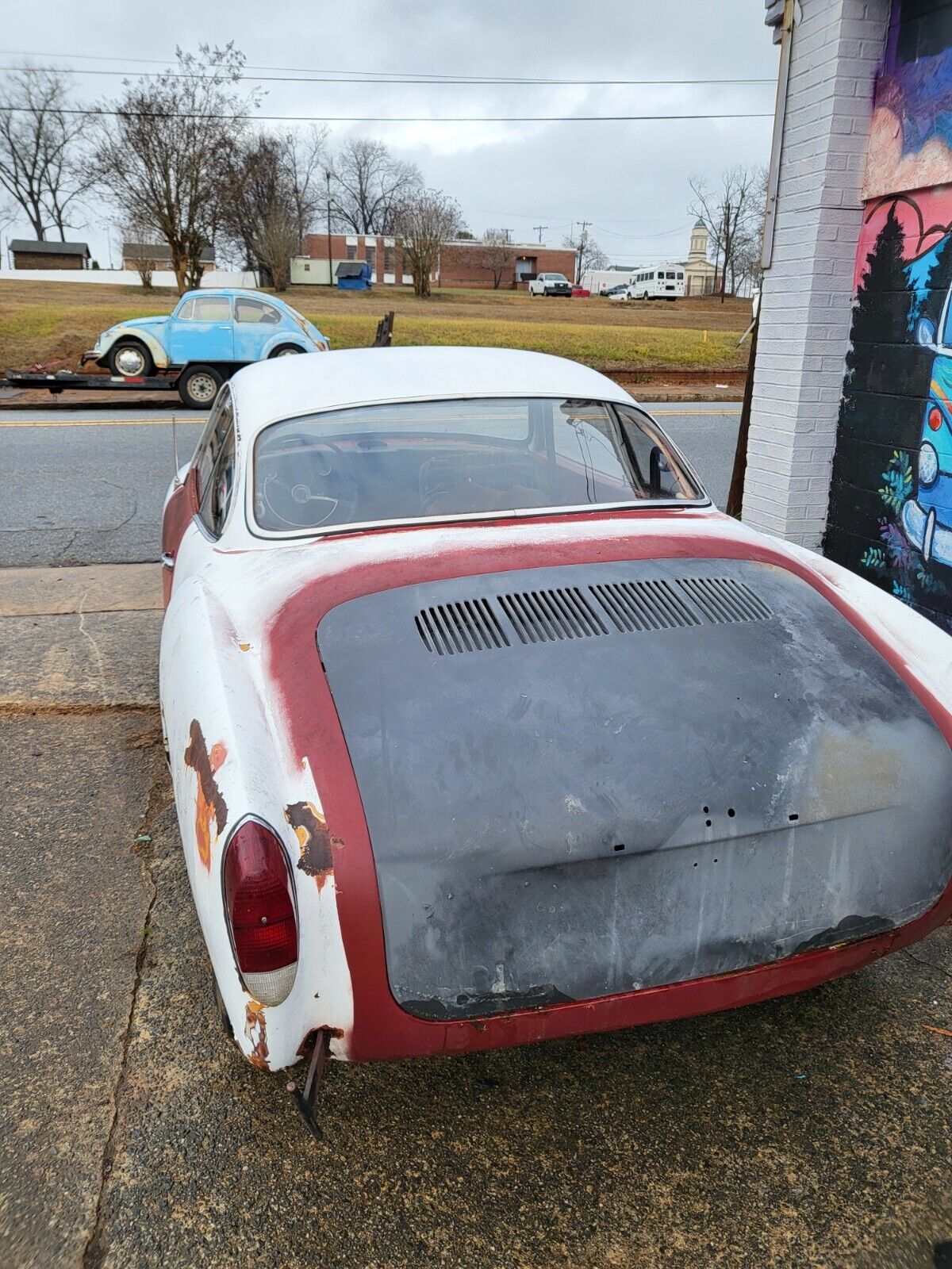 Volkswagen-Karmann-Ghia-1970-Coupe-20