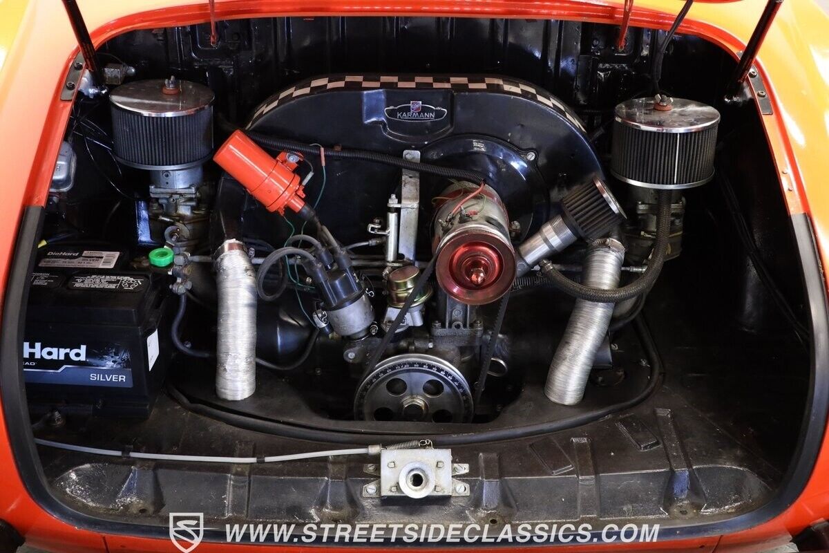 Volkswagen-Karmann-Ghia-1970-Coupe-3