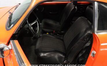 Volkswagen-Karmann-Ghia-1970-Coupe-35