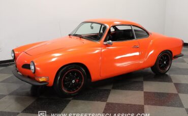 Volkswagen-Karmann-Ghia-1970-Coupe-5