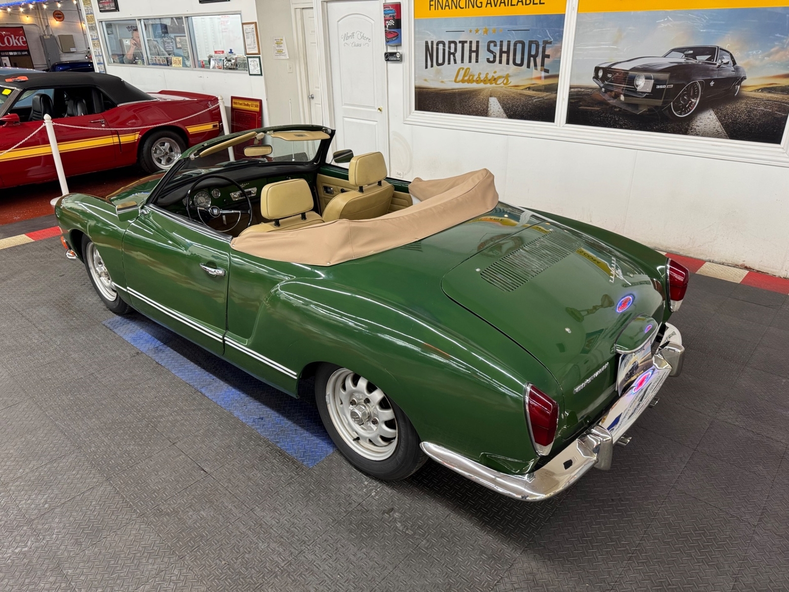 Volkswagen-Karmann-Ghia-1971-2-door-1