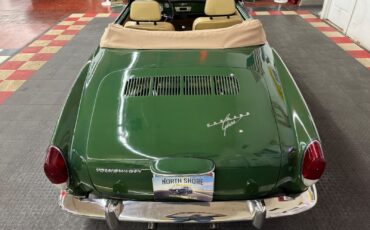 Volkswagen-Karmann-Ghia-1971-2-door-15