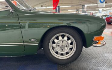 Volkswagen-Karmann-Ghia-1971-2-door-26