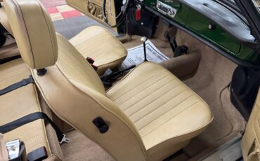 Volkswagen-Karmann-Ghia-1971-2-door-36