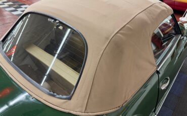 Volkswagen-Karmann-Ghia-1971-2-door-7