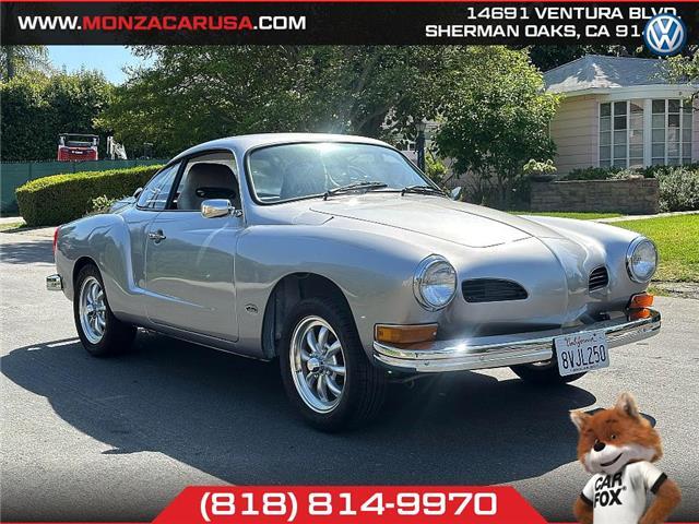 Volkswagen-Karmann-Ghia-1973-Coupe-5