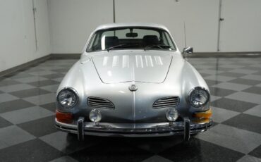 Volkswagen-Karmann-Ghia-1974-Coupe-14
