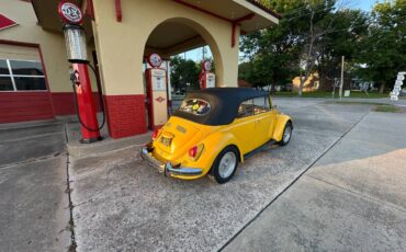 Volkswagen-Karmann-cabriolet-1968-yellow-6