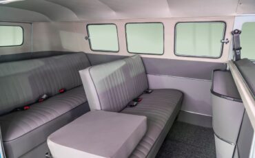 Volkswagen-Microbus-1959-Van-11