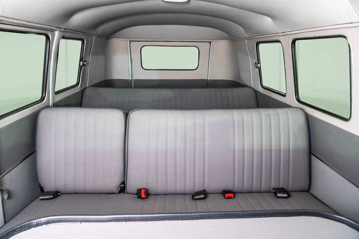 Volkswagen-Microbus-1959-Van-15
