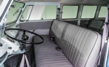 Volkswagen-Microbus-1959-Van-19