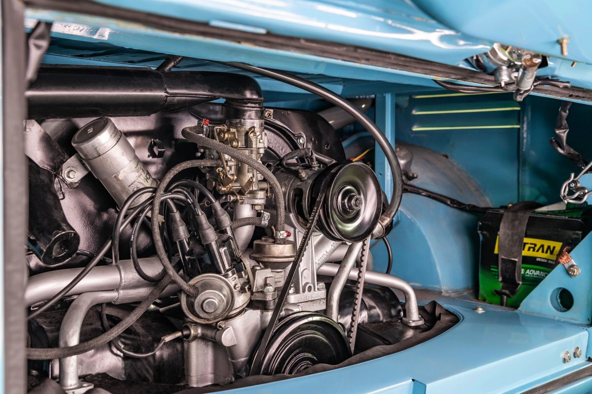 Volkswagen-Microbus-1959-Van-22