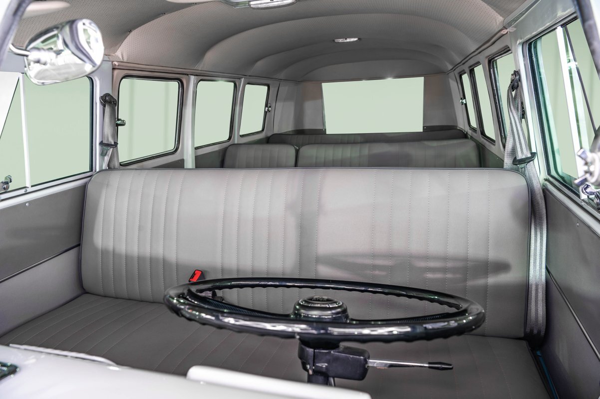 Volkswagen-Microbus-1959-Van-7