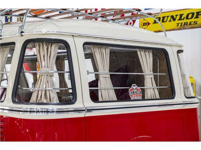 Volkswagen-Microbus-Type-2-VW-Bus-1974-Camper-Van-13