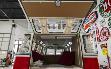 Volkswagen-Microbus-Type-2-VW-Bus-1974-Camper-Van-15
