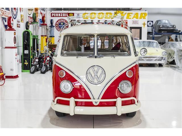 Volkswagen-Microbus-Type-2-VW-Bus-1974-Camper-Van-19
