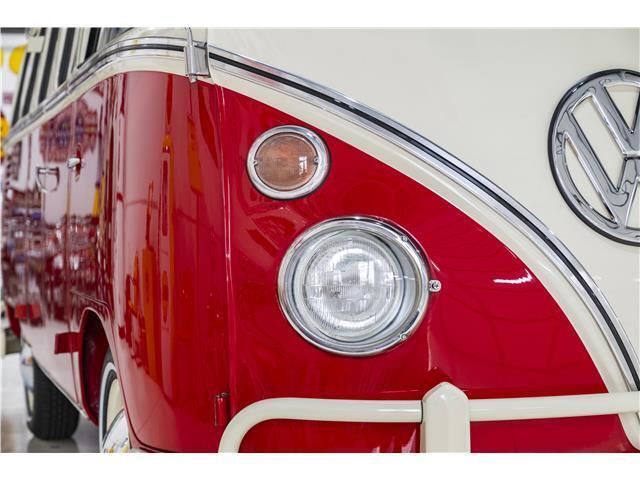 Volkswagen-Microbus-Type-2-VW-Bus-1974-Camper-Van-20