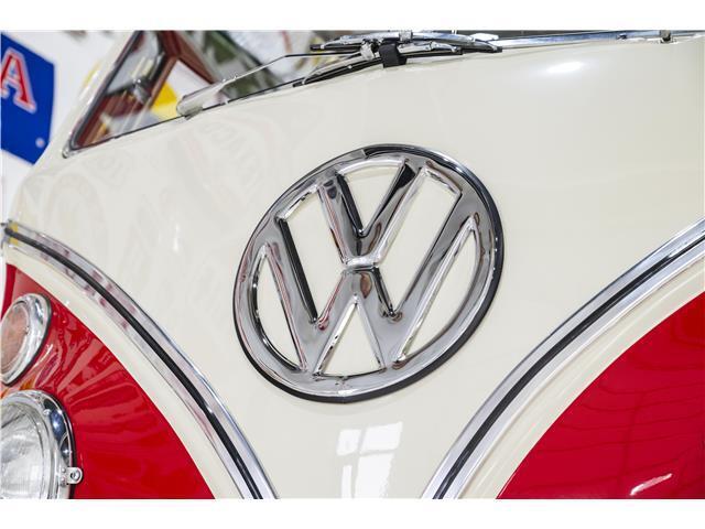 Volkswagen-Microbus-Type-2-VW-Bus-1974-Camper-Van-22