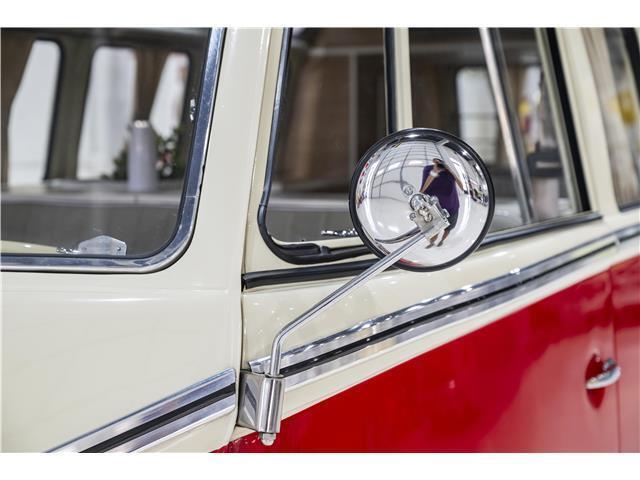 Volkswagen-Microbus-Type-2-VW-Bus-1974-Camper-Van-26